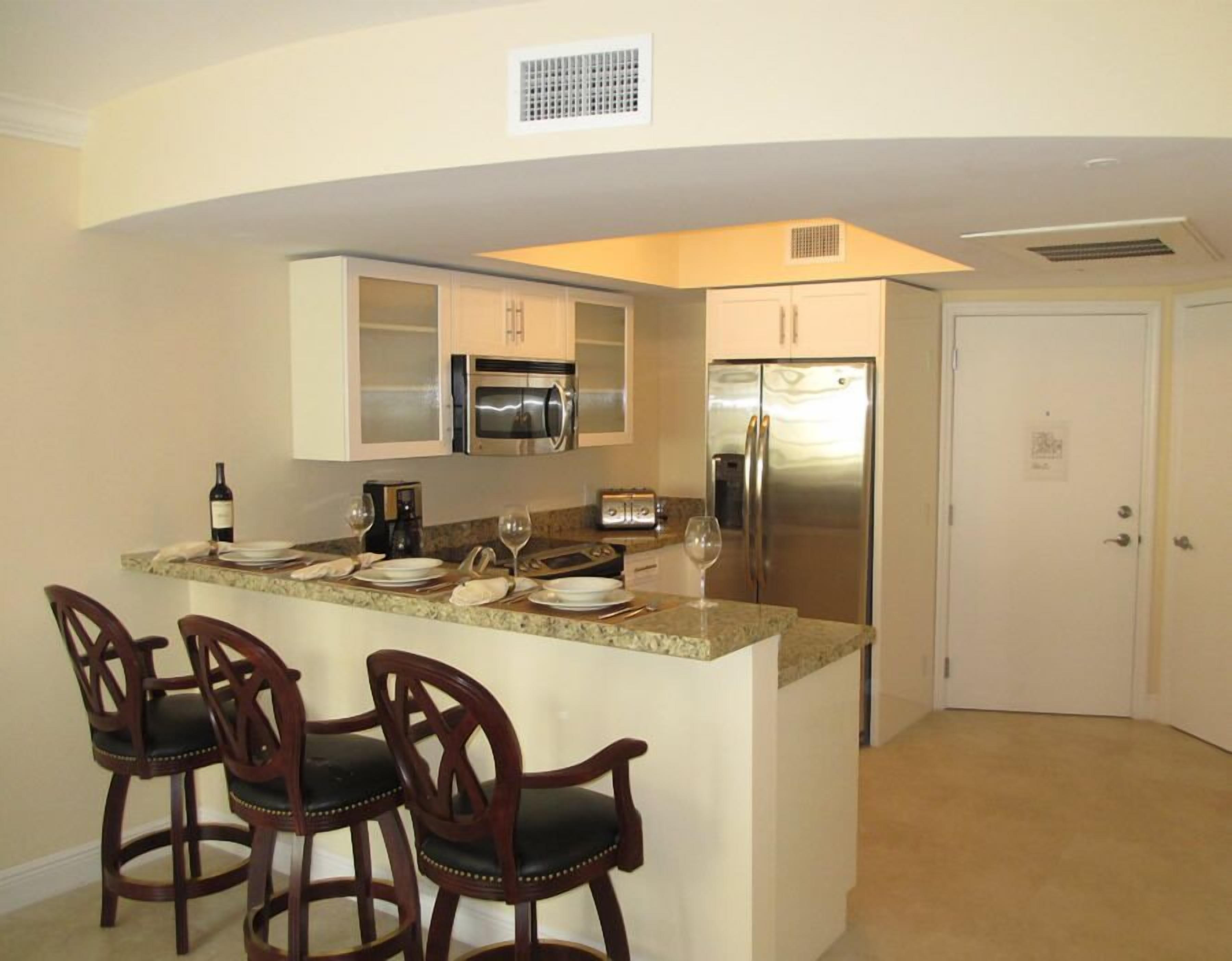 Photo - Westover Arms Hotel