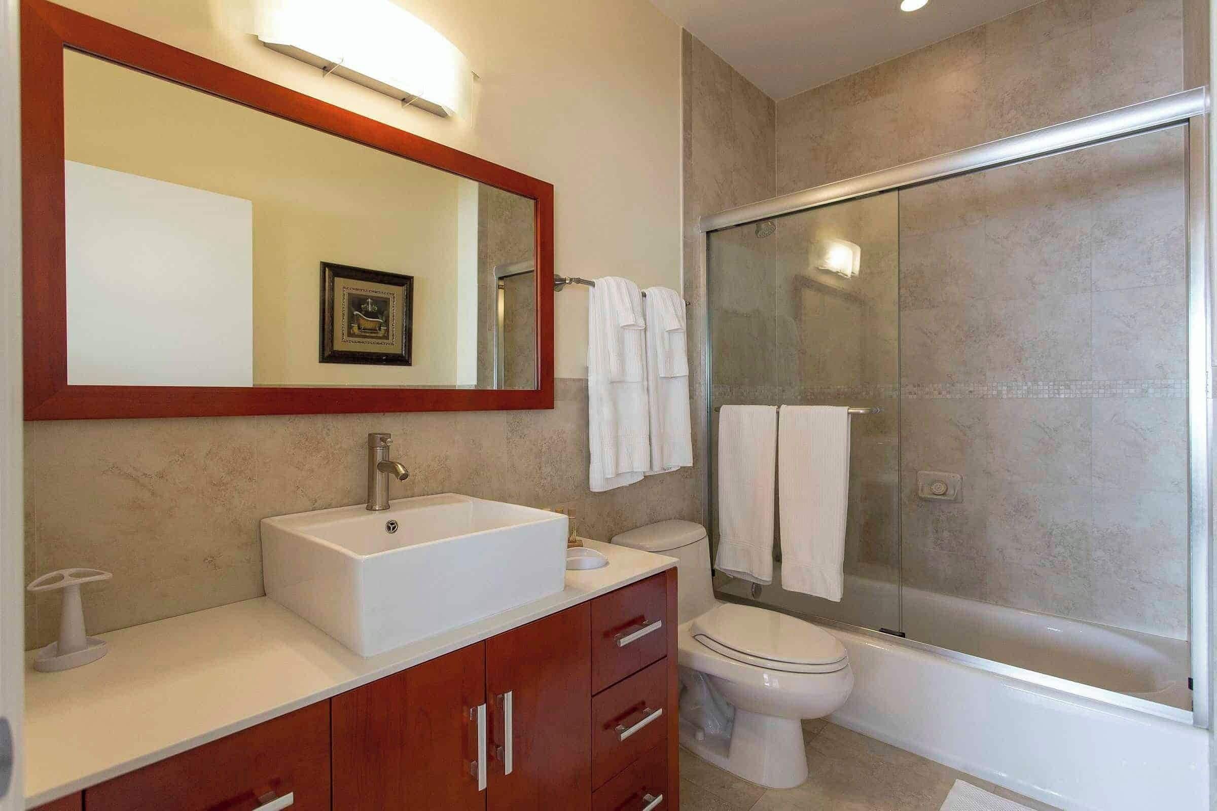 Photo - Westover Arms Hotel