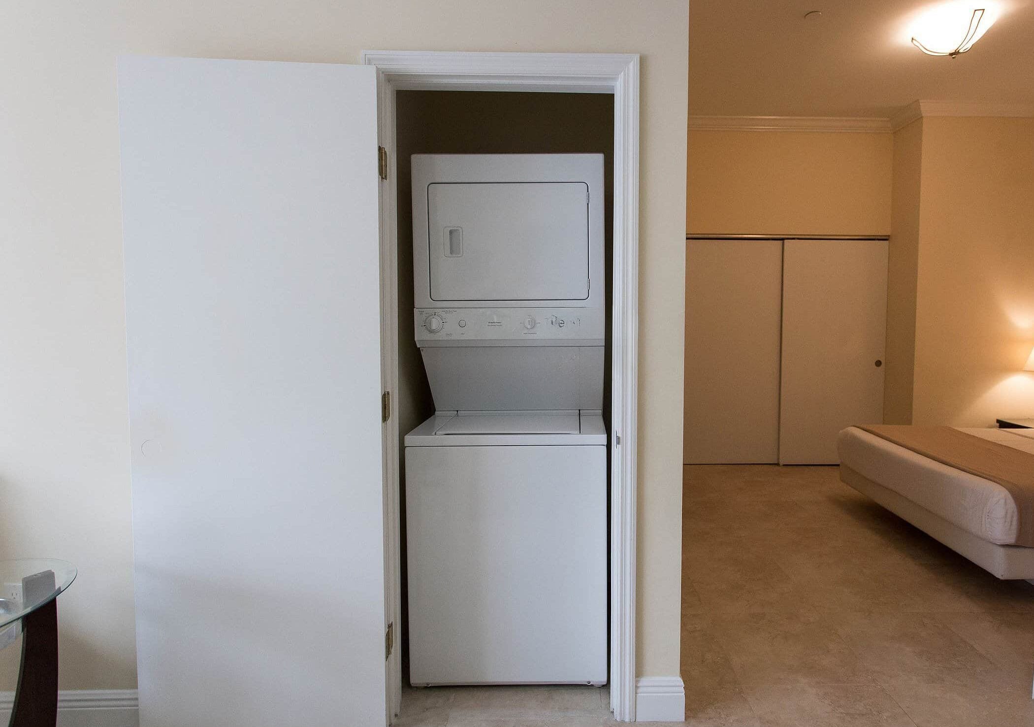 Photo - Westover Arms Hotel