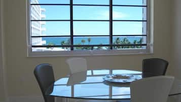 Family Suite | 1 bedroom, premium bedding, memory-foam beds, desk