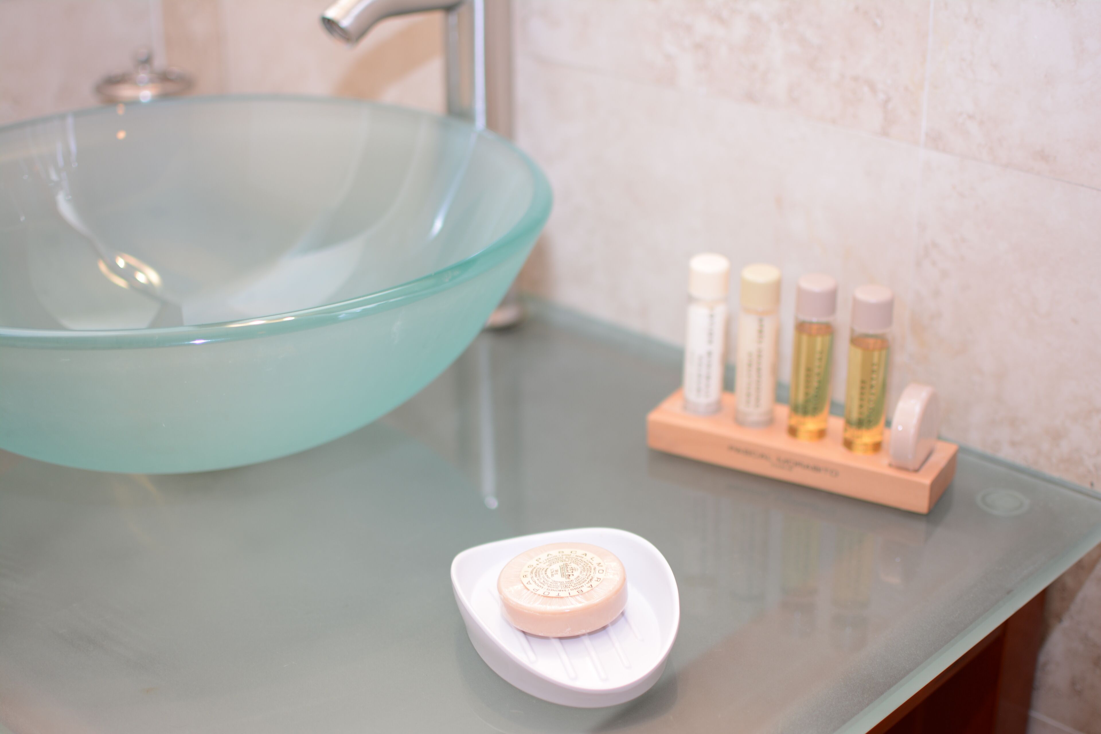 Photo - Westover Arms Hotel