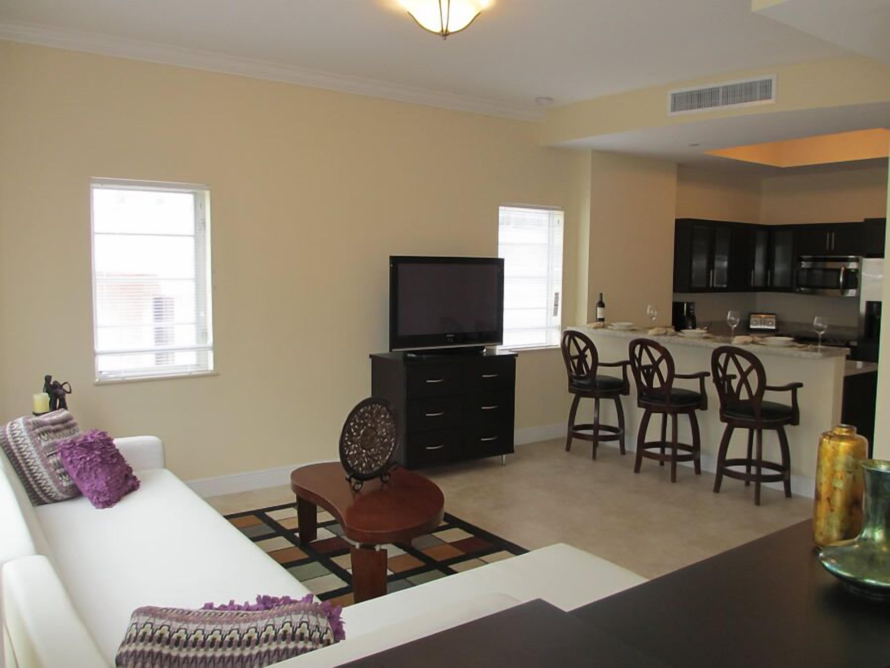 Photo - Westover Arms Hotel