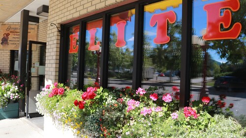 Elite Hotel Downtown Center