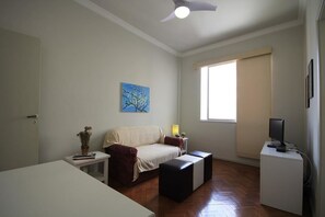 Apartment, 1 Bedroom | 1 bedroom, free WiFi - Ferreira 1210 (Rio de Janeiro)