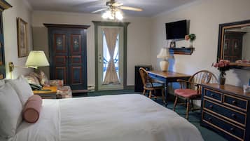 Standard Suite | Desk, free WiFi, bed sheets