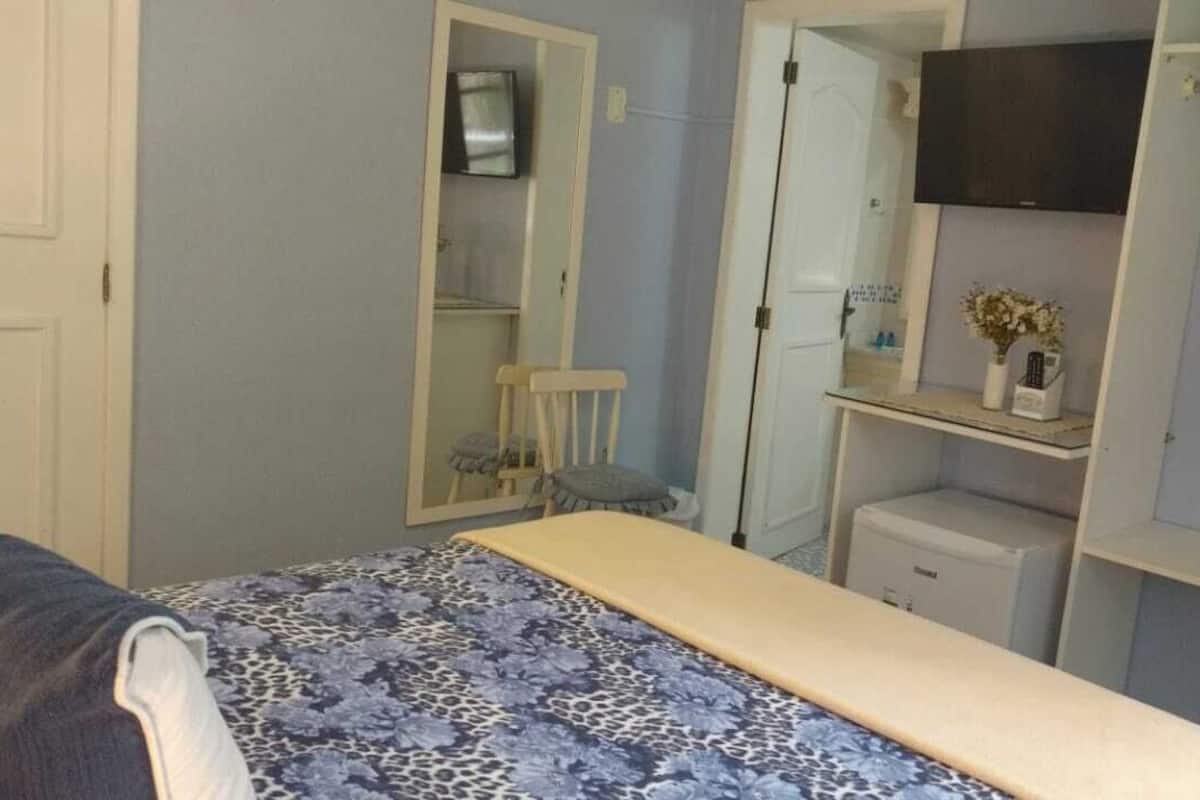 Economy Oda | Minibar, ücretsiz kablosuz İnternet, çarşaf takımı