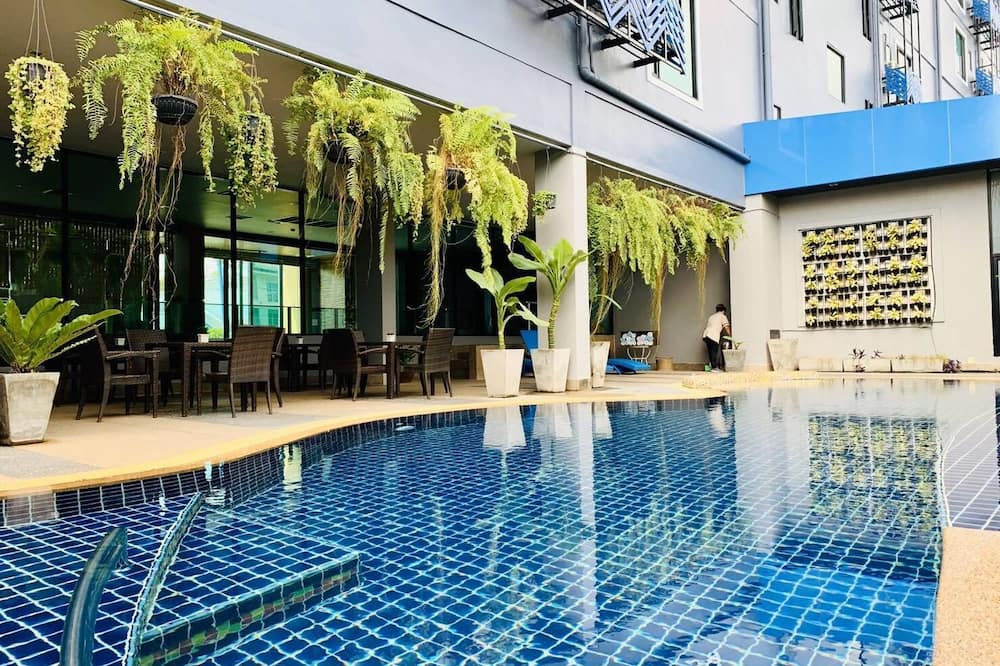 Mantra Varee Hotel