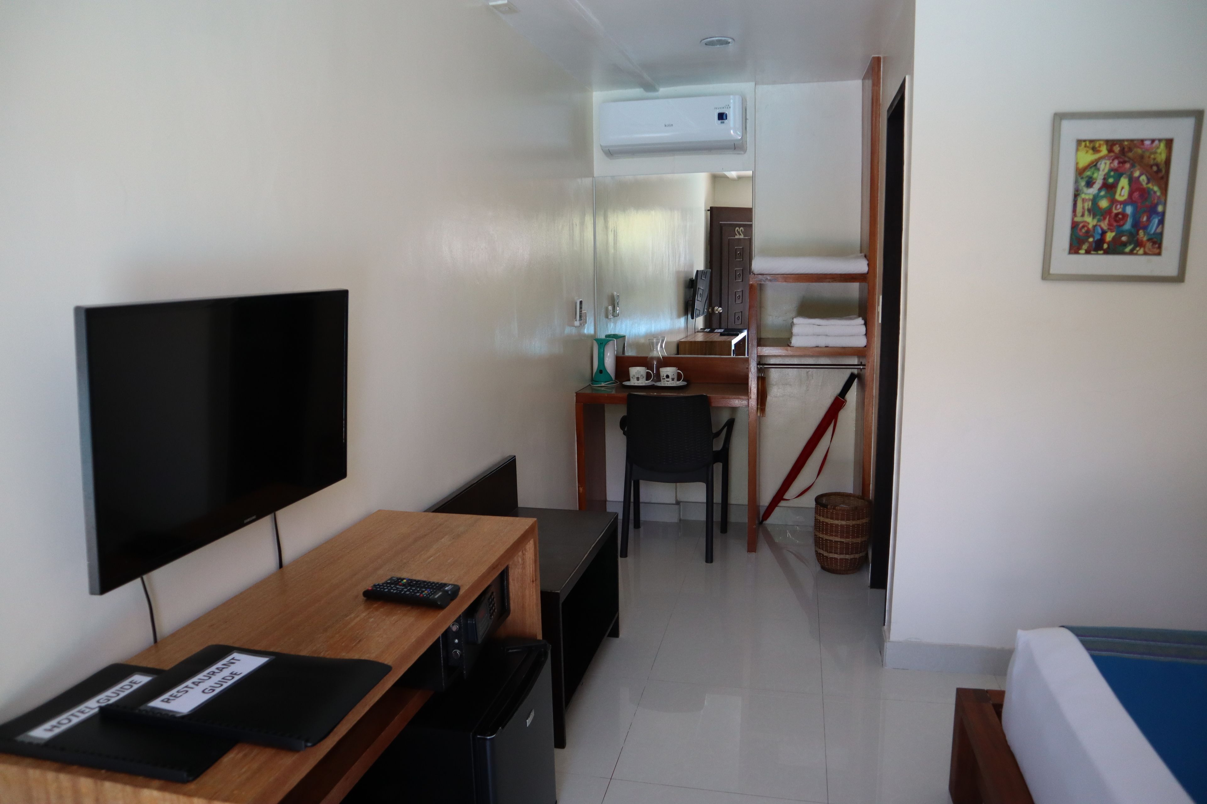 deluxe room, poolside | 1 bedroom, in-room safe, free wifi, bed sheets