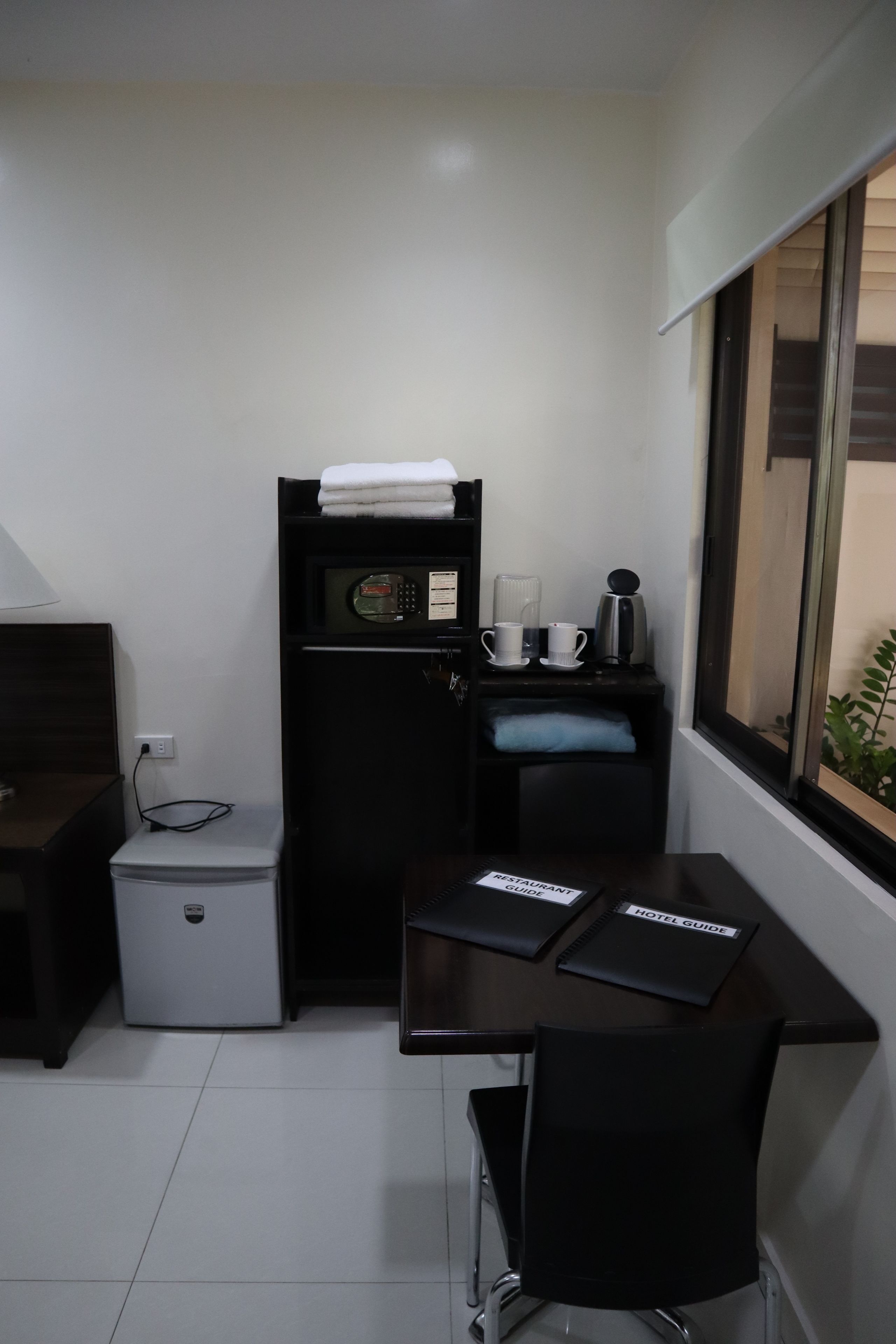 superior room, garden view | 1 bedroom, in-room safe, free wifi, bed sheets