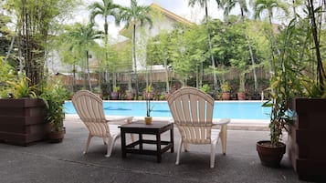 Executive Room, Poolside | Terrace/patio