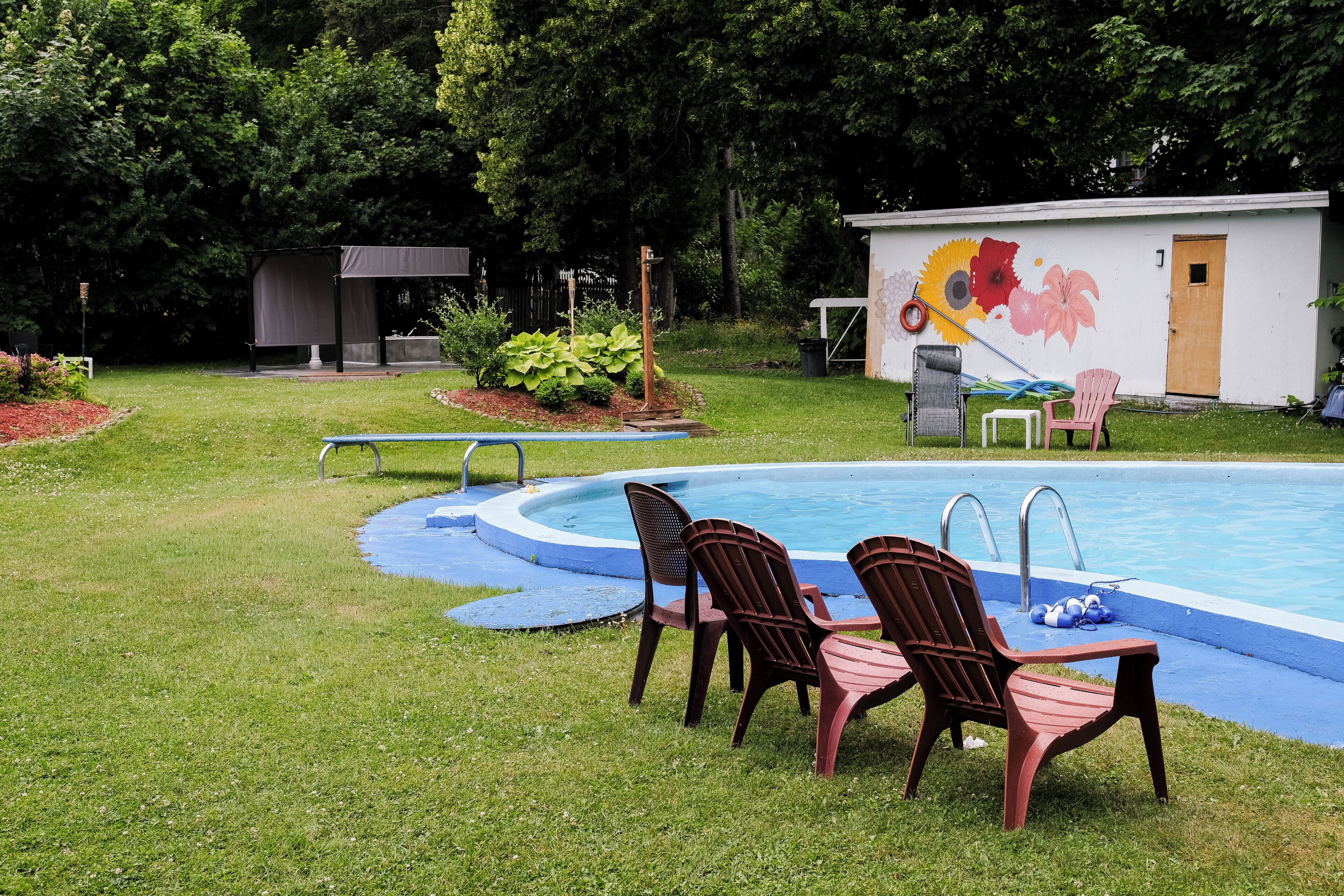 Seasonal outdoor pool