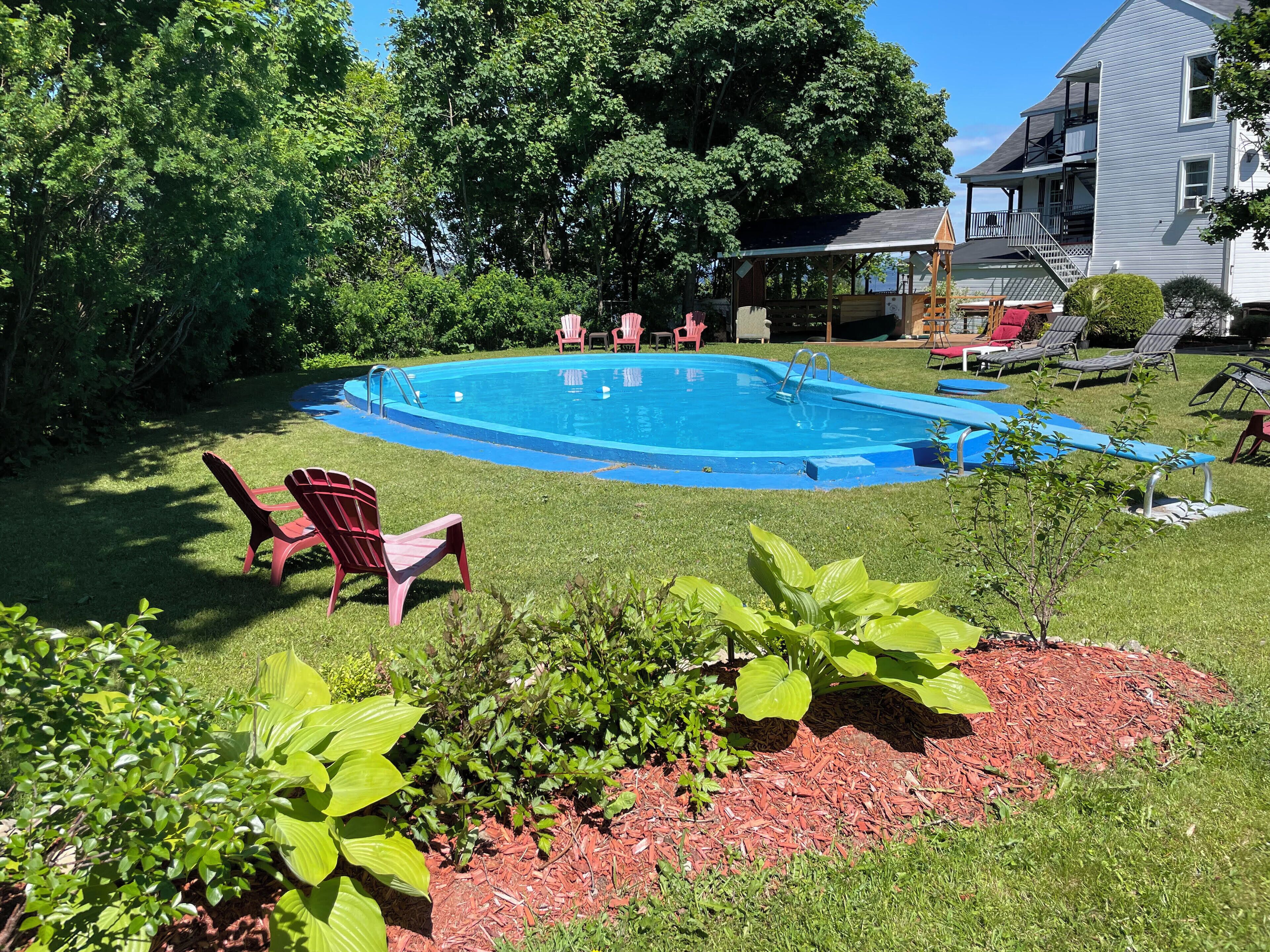 Außenpool (je nach Saison geöffnet)