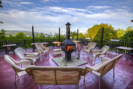 Terrasse/Patio. Le Manoir Charlevoix