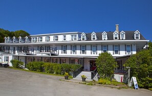Front of property - Le Manoir Charlevoix (La Malbaie)