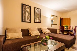 1 habitación y caja de seguridad en la habitación 