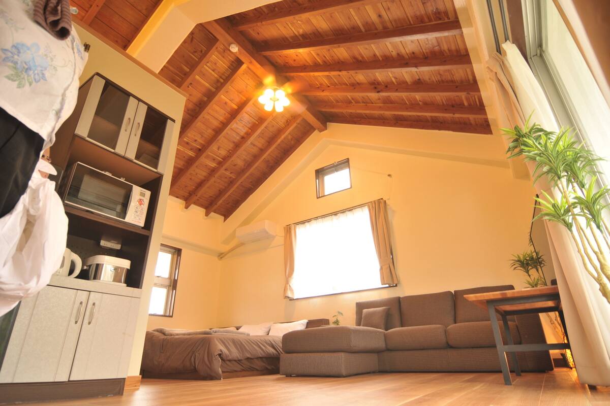 Triple Room, Feikaji 2F