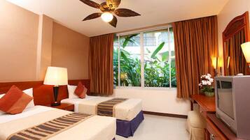 Minibar, in-room safe, desk, blackout drapes