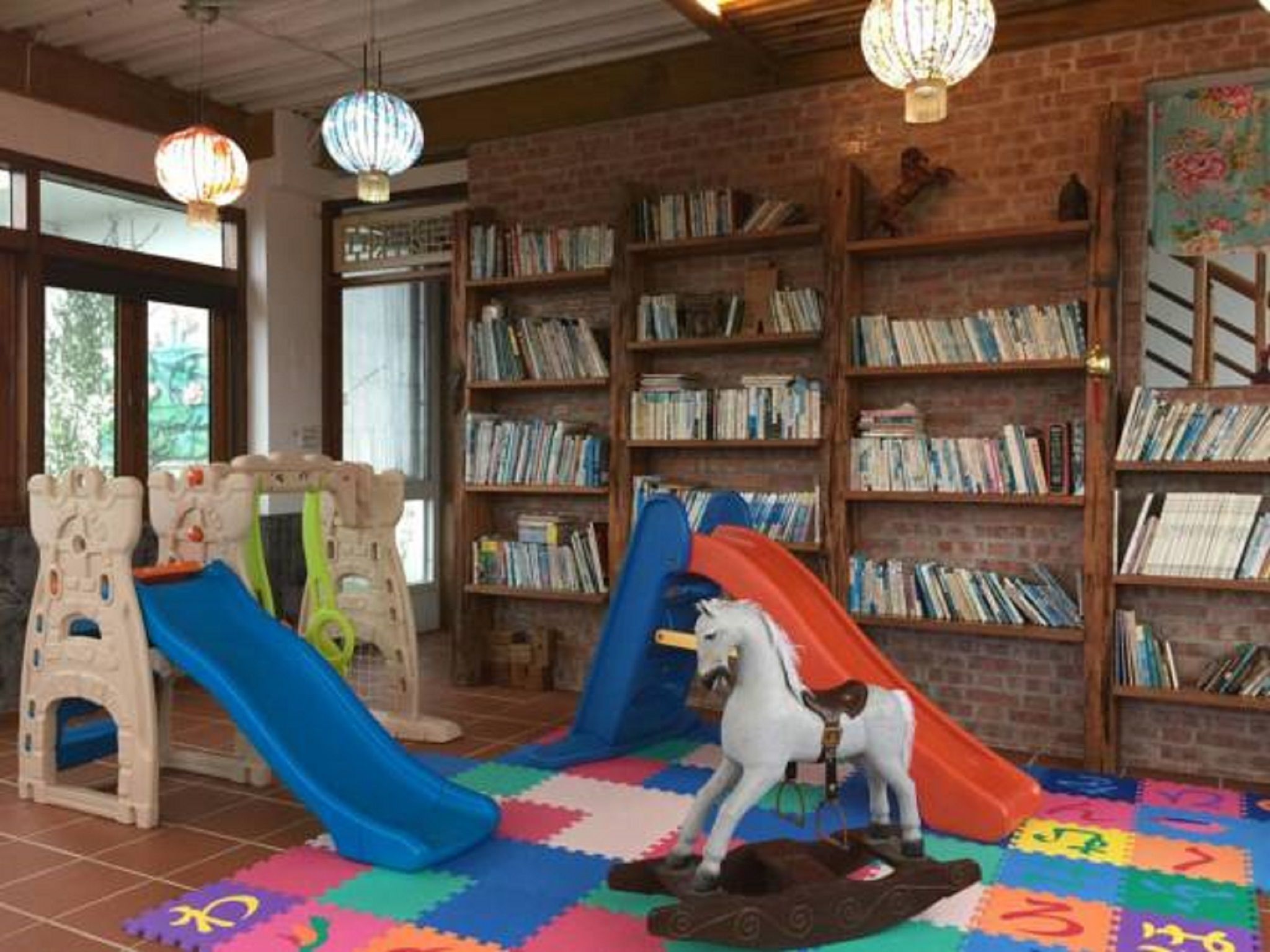 Loft 3 Double Beds | Children's play area - indoor