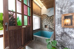 Quadruple Room | Bathroom | Combined shower/tub, deep soaking tub, hair dryer, slippers