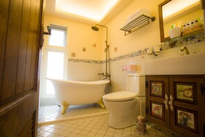 Bathroom - Belle Garden Yillan Villa (Dongshan)
