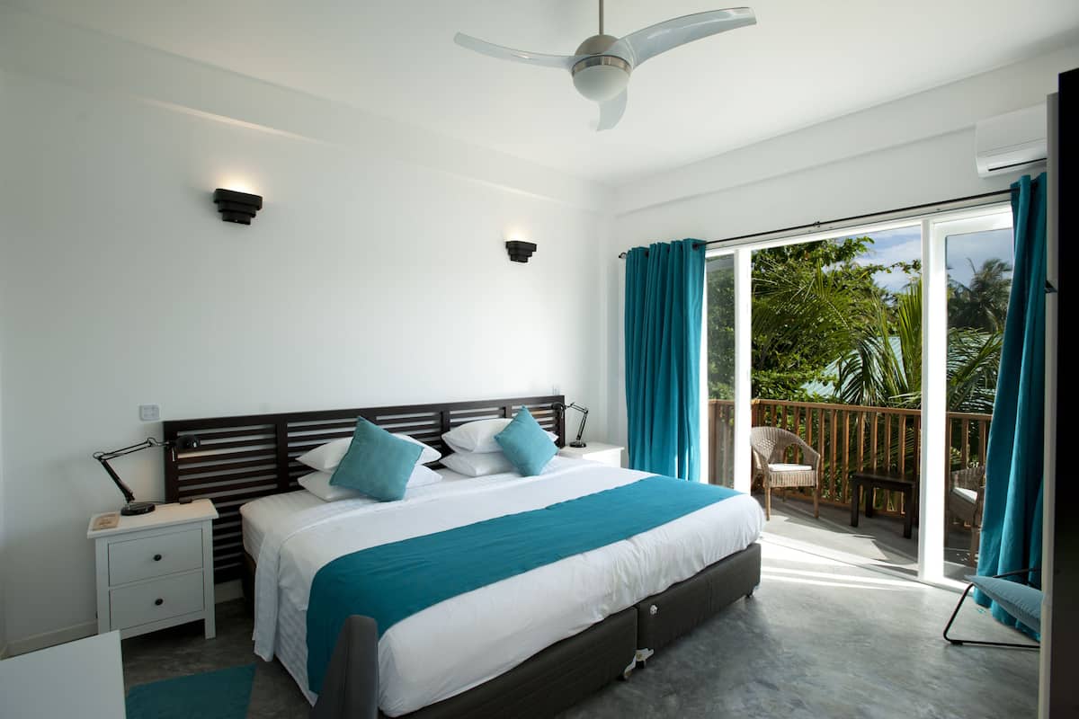 Premium bedding, minibar, in-room safe, individually decorated