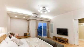 Superior Room, 1 Queen Bed | Desk, free WiFi