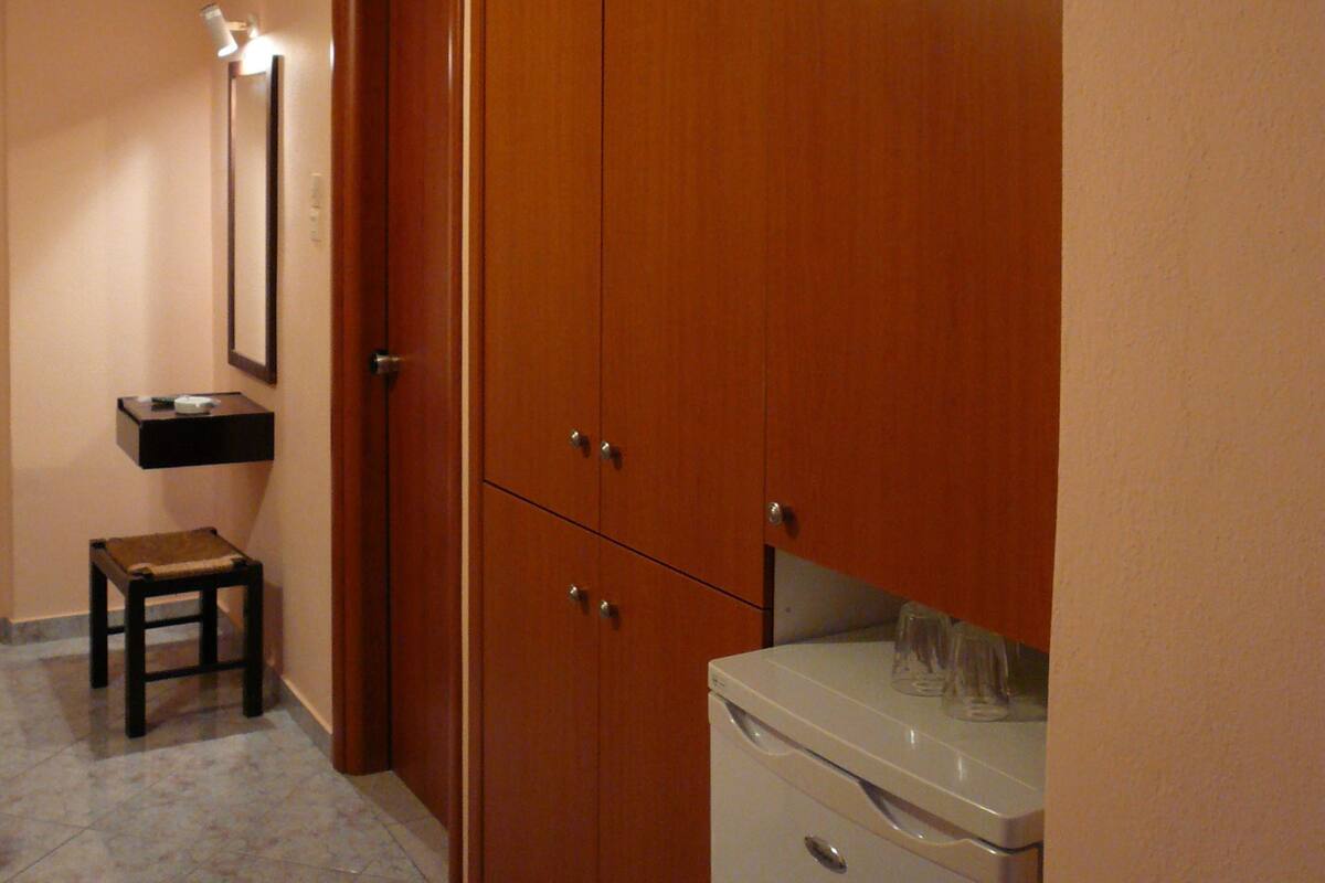 Room amenity