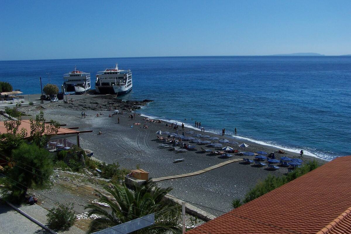 Beach/ocean view