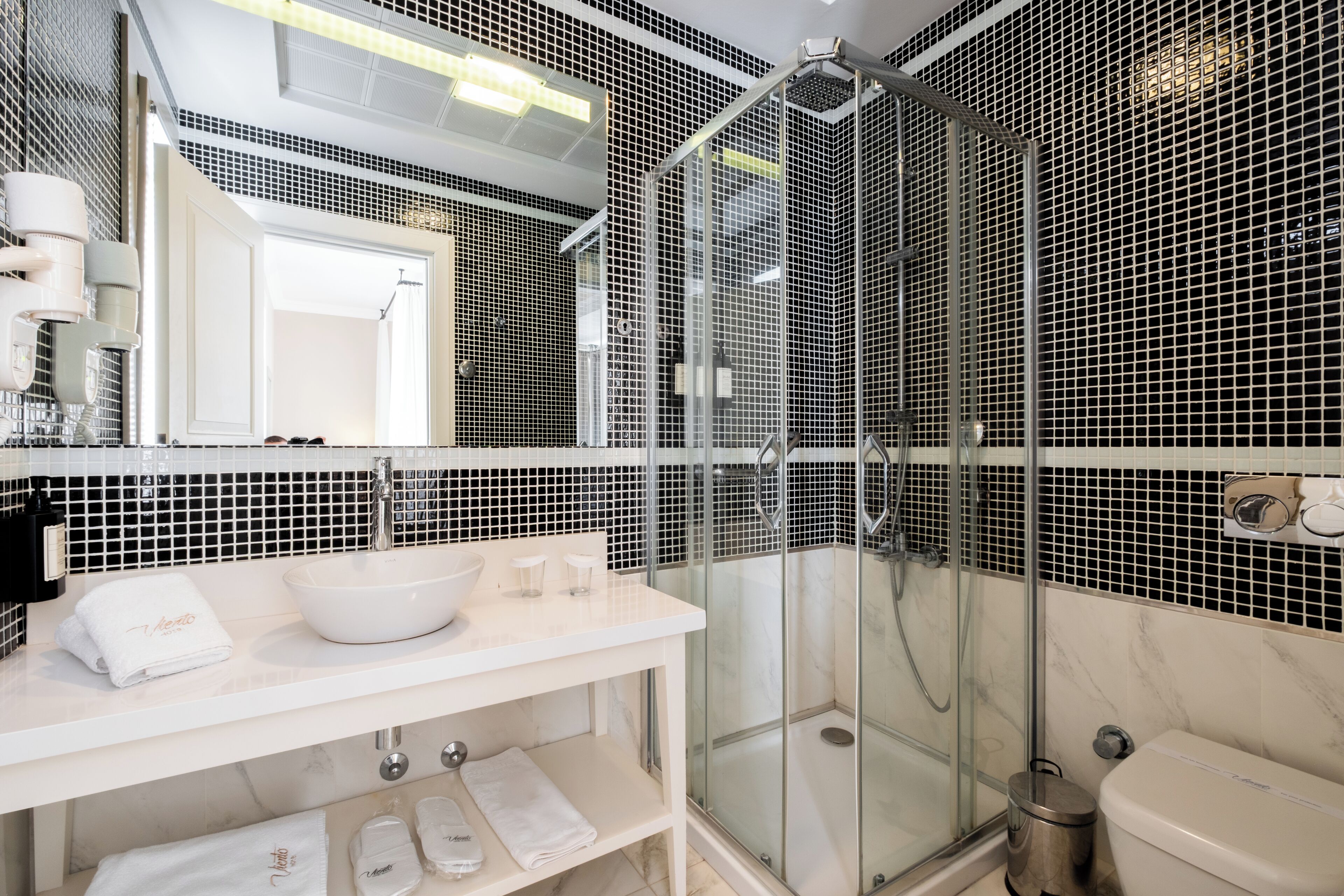 Shower, free toiletries, hair dryer, bathrobes