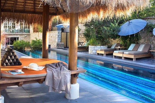 Outdoor pool, pool umbrellas, pool loungers