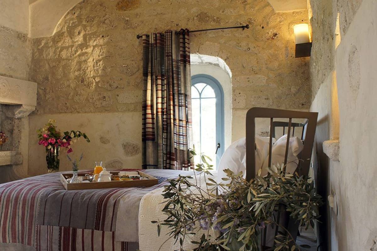 Classic Double Room, 1 Bedroom | 1 bedroom, premium bedding, minibar, in-room safe