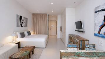 Studio Apartment Senior