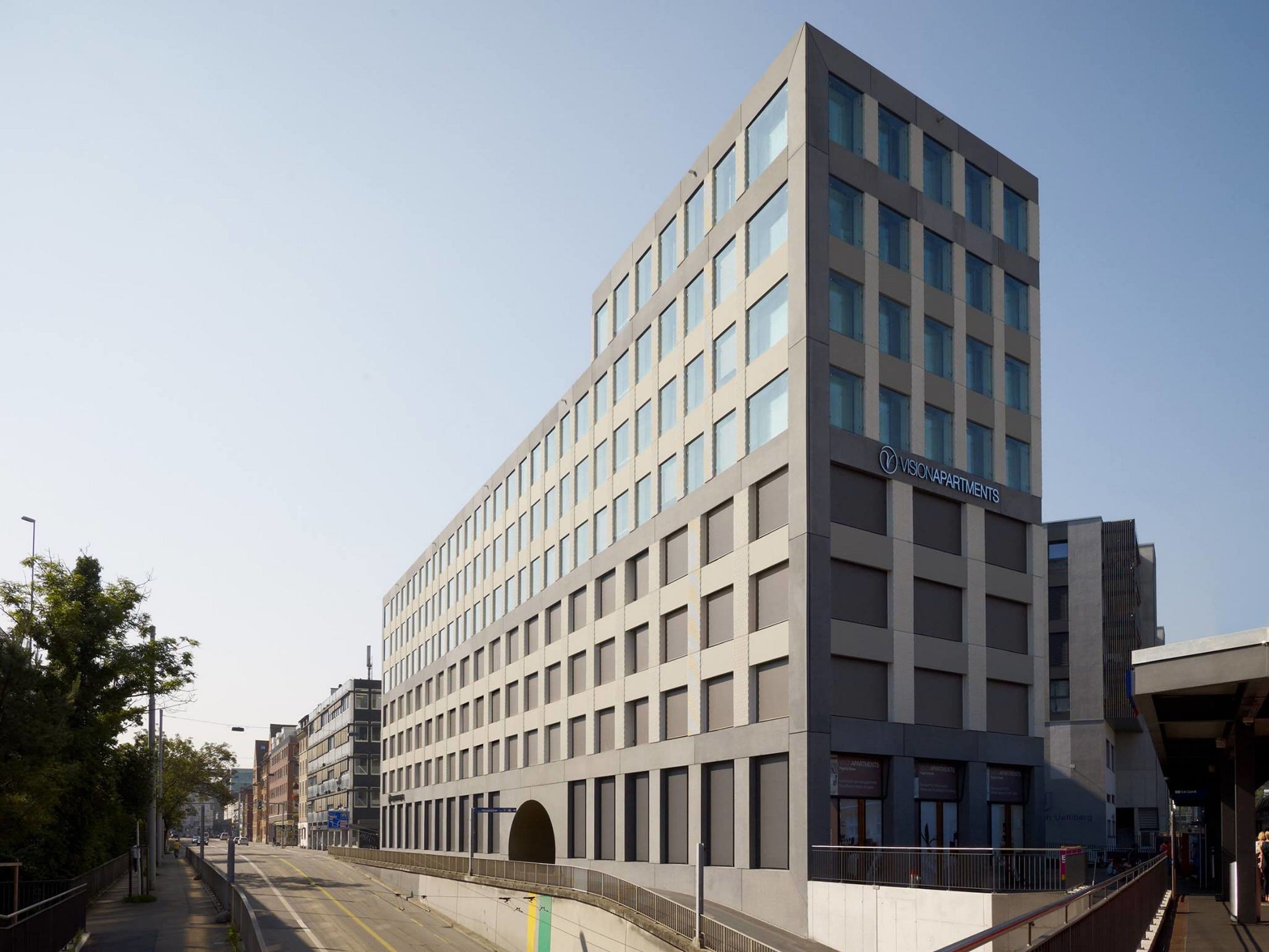 Mặt tiền nơi lưu trú