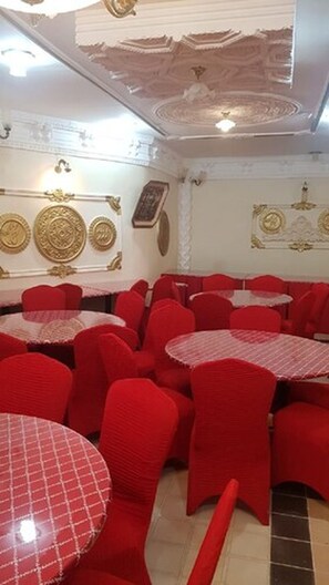 Restaurant - Al Tawfiq Plaza Hotel (Makkah)