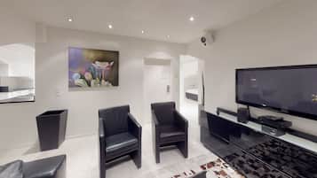 Grand Apartment | Television