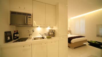 1 chambre, bureau, espace de travail pour ordinateur portable