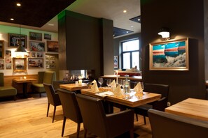 Breakfast, lunch, dinner served; Modern European cuisine 