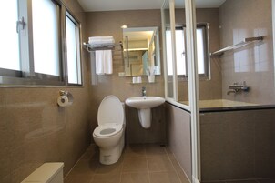 Cabezal de ducha tipo lluvia, artículos de tocador gratuitos