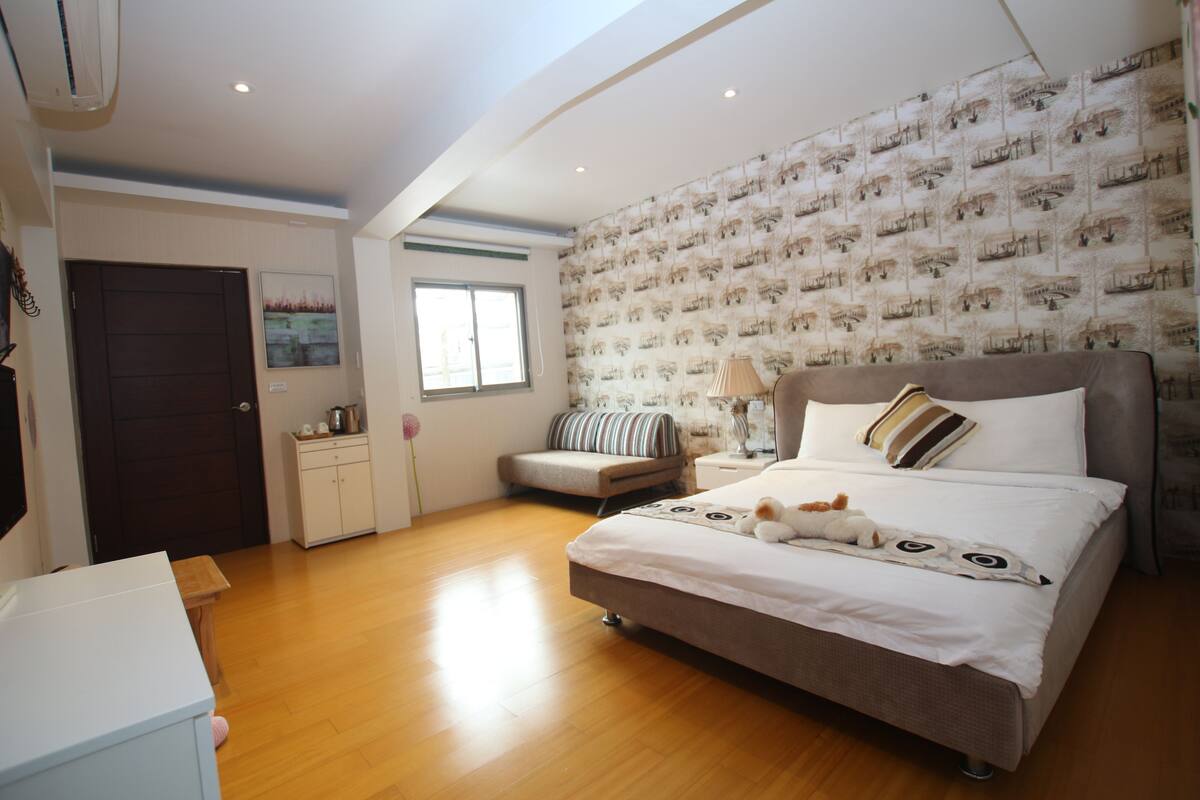 Basic Double Room | 1 bedroom, premium bedding, WiFi (free), bed sheets