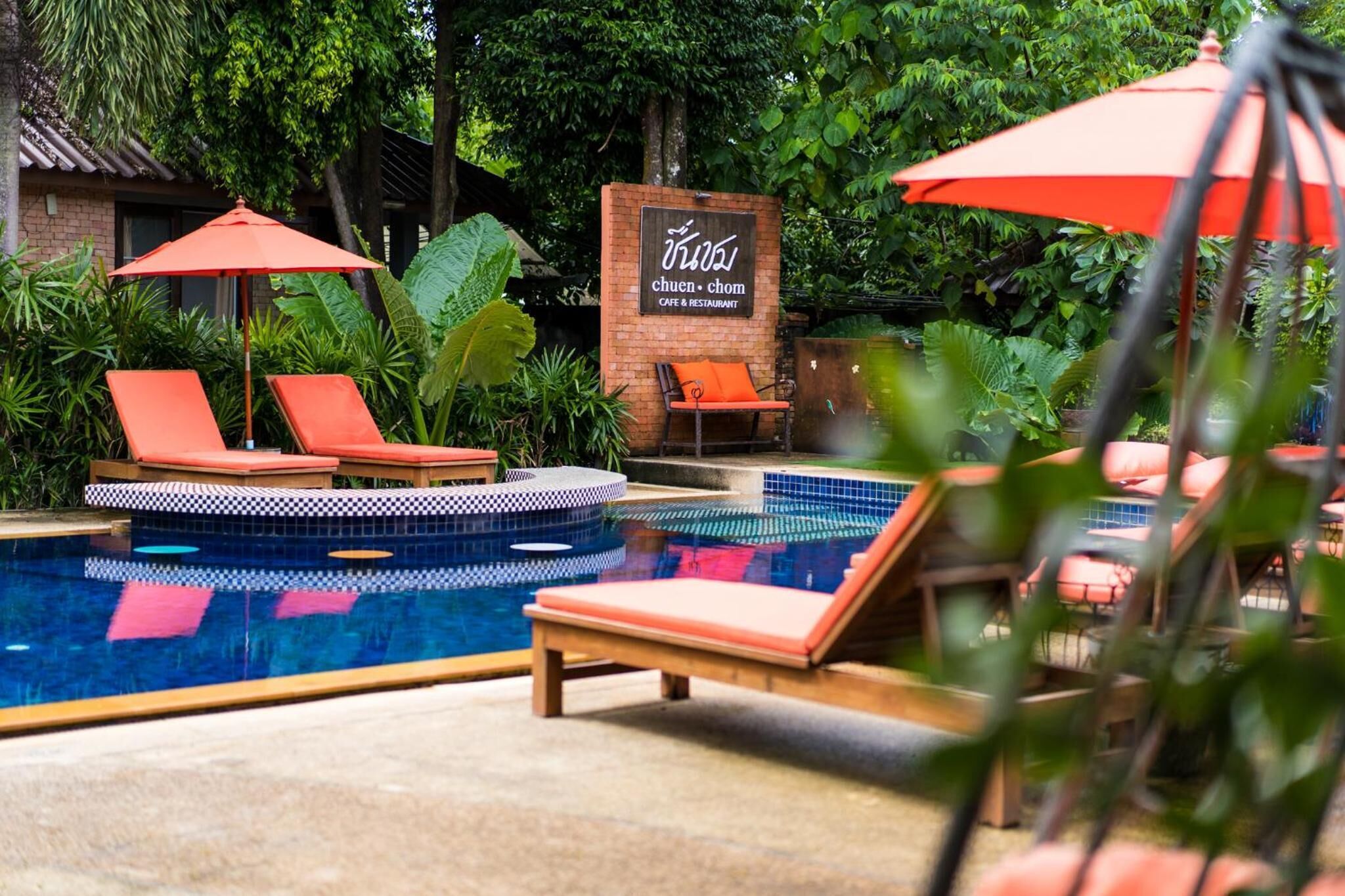 2 outdoor pools, open 8:30 AM to 6:00 PM, sun loungers