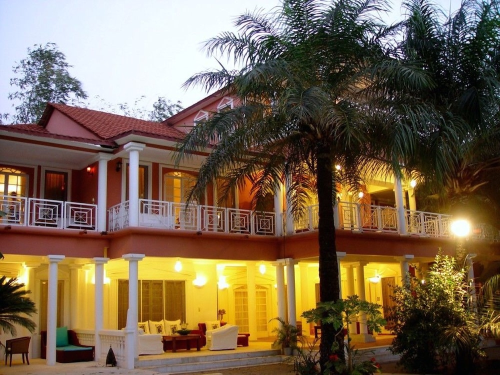 5 Star Hotels
