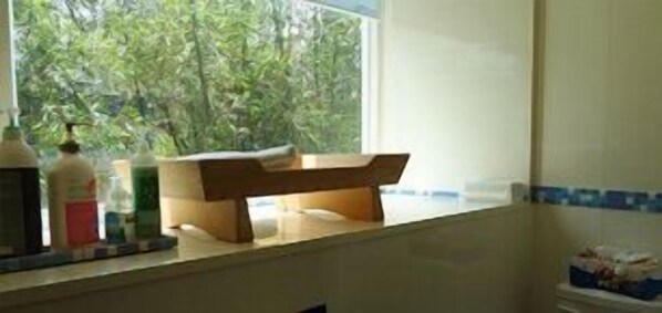 基本雙人房, 1 間臥室 | 免費無線上網、床單