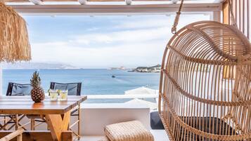 Family Suite, 2 Bedrooms (Green) | 1 bedroom, Egyptian cotton sheets, premium bedding, in-room safe