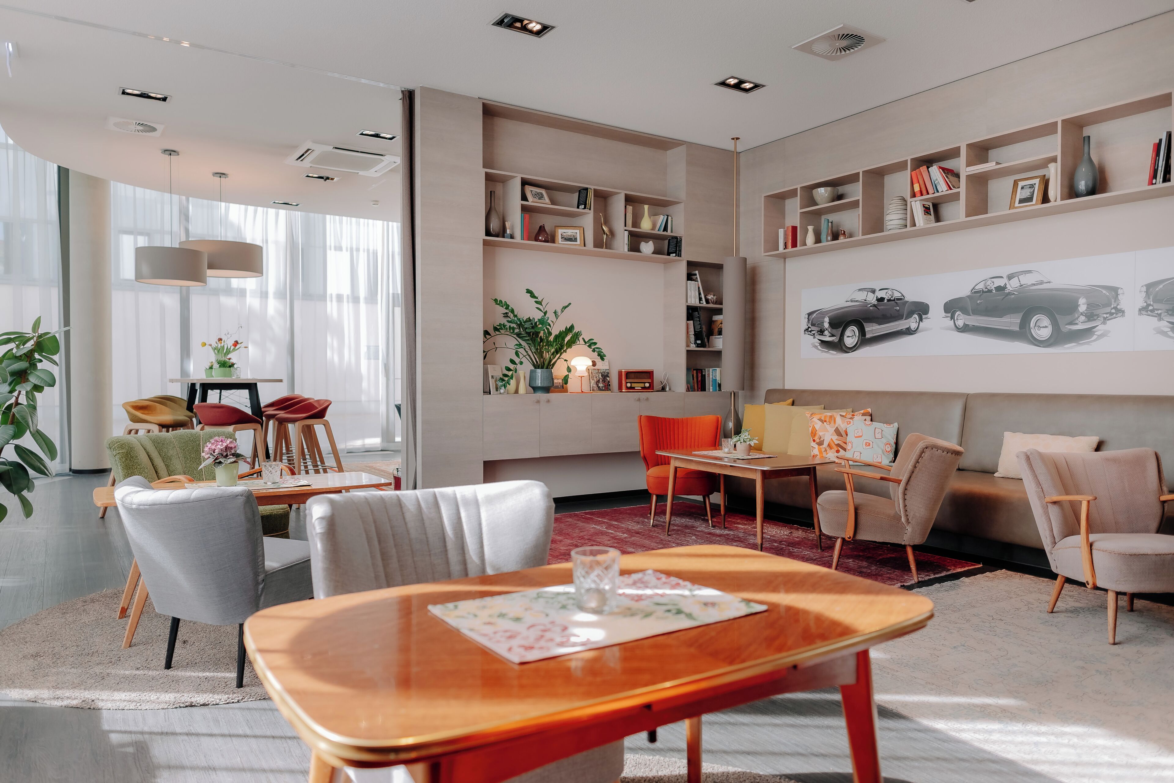 Lobby lounge