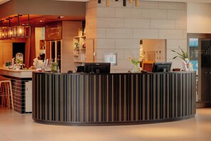 Reception - CROSS INN Osnabrück by Hackmann (Osnabrueck)