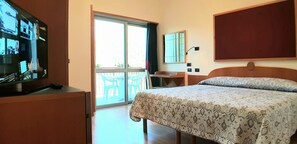 Minibar, in-room safe, desk, soundproofing