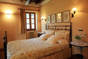 Habitación doble superior | Caja de seguridad en la habitación y wifi gratis 