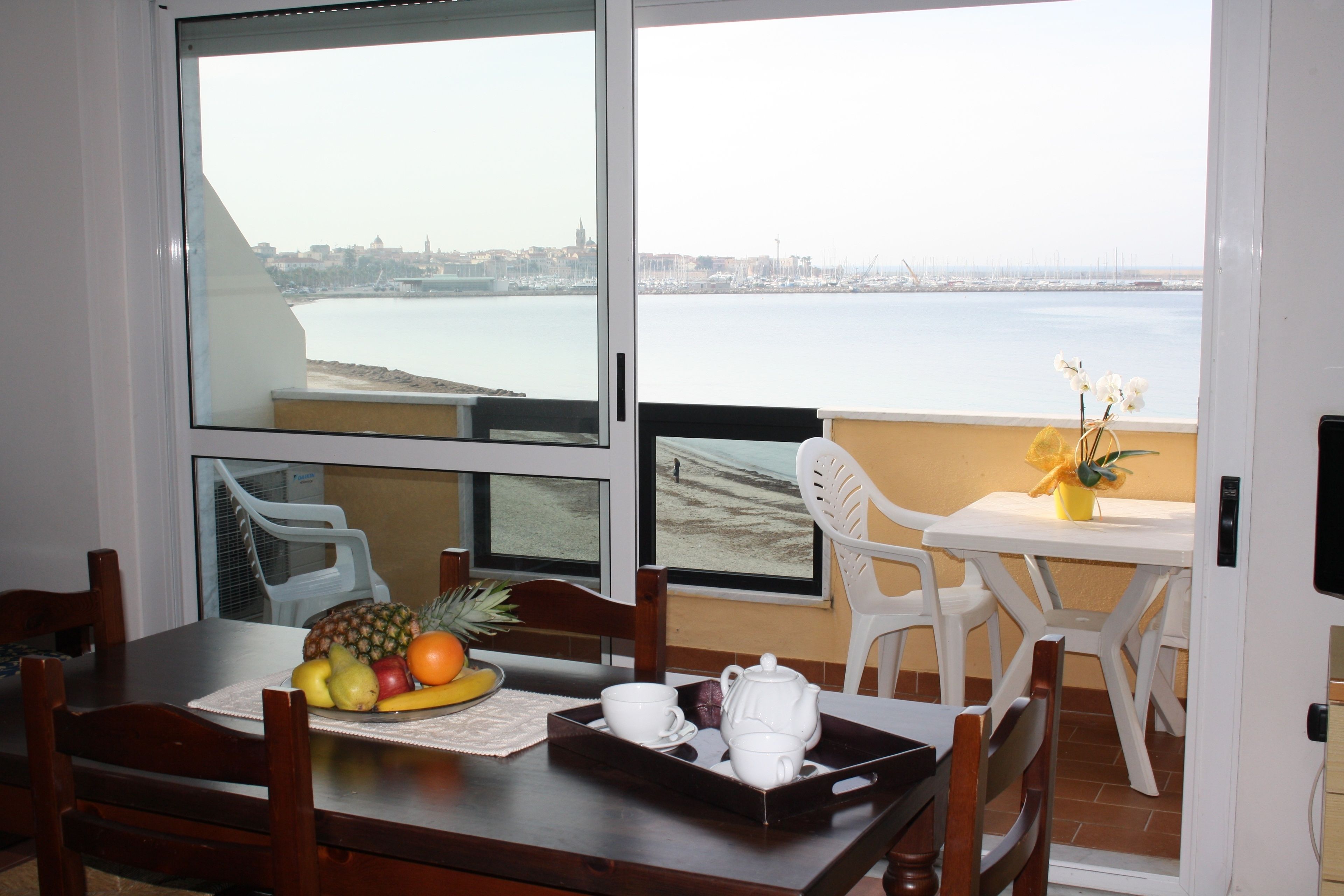 Apartment, 2 Bedrooms, Sea View | Living area