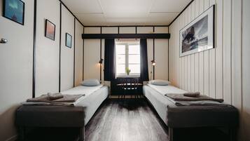 Down comforters, free WiFi, bed sheets