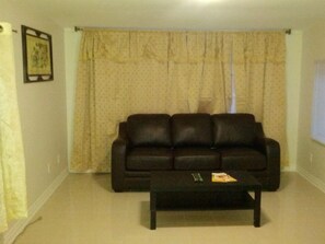 村舍, 3 间卧室, 厨房 | 办公桌、免费 WiFi